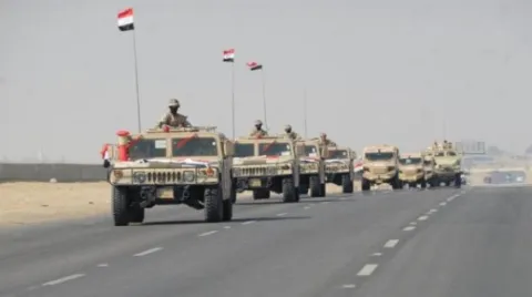 مقتل 11 جنديا مصريا في هجوم مسلح
