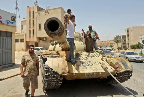 Libya: Rival Governments Prepare For Battle Over Rule (AFP)