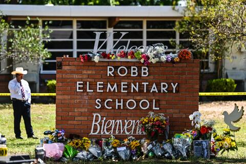 USA: 19 Students, 2 Killed in Texas School Shooting