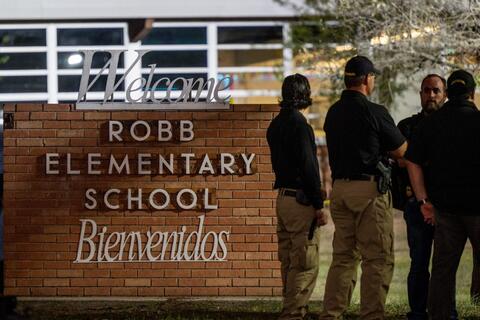 USA: 19 Students, 2 Killed in Texas School Shooting