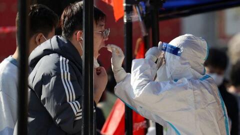 بكين تقيد سيارات الأجرة.. وتمشيط 