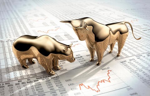 Oil Prices Slip on Fears of Recession, Weak Demand Outlook