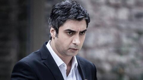 بطل مسلسل وادي الذئاب نجاتي شاشماز  يكشف عن عمل جديد.. والجمهور 