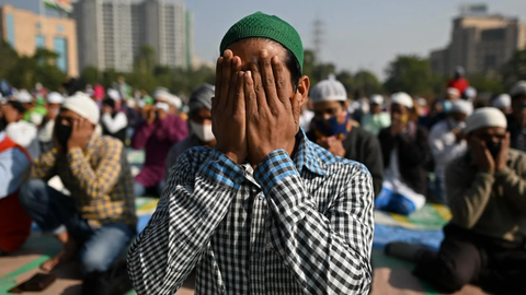Viral: Muslims Express Rage Over Prophet Remarks by Indian Official 