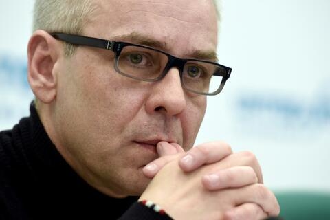 German FM Tests Positive For Covid-19