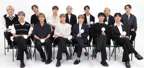 فرقة Seventeen الكورية تروّج لألبومها الجديد.. إليك التفاصيل