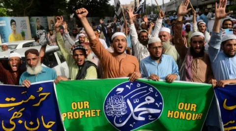 اعتقال نائب هندي اساء للنبي محمد