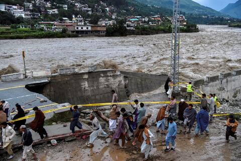 Death Toll in Pakistan Floods Surpass 1,000