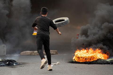 Death Toll in Iraq Rises to 30 With 700 Injured 
