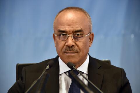 Algeria Detains Ex-Premier Noureddine Bedoui on Corruption Charges 