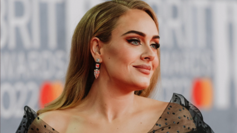 Adele hosts final Carpool Karoake 
