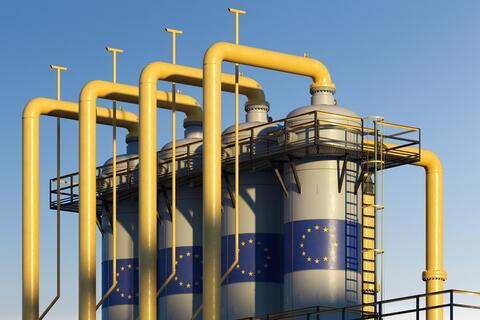 European Natural Gas Prices Exceed 300 Euros: AFP