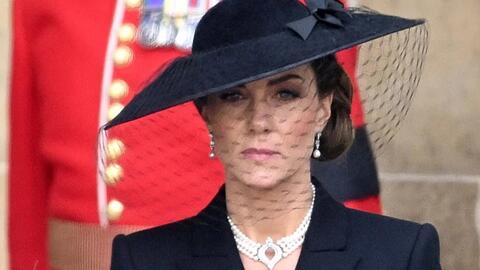 إطلالة كيت ميدلتون المبهرة في جنازة الملكة إليزابيث