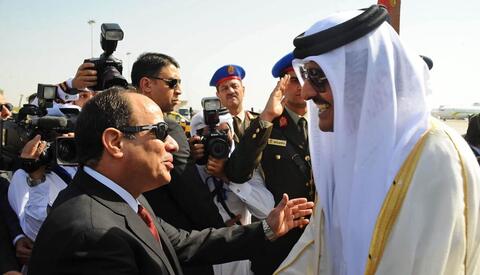 لتكريس المصالحة.. السيسي يتوجه إلى قطر
