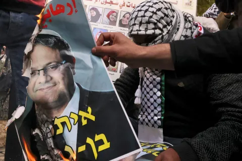 نتنياهو يعين المتطرف بن غفير وزيرا للأمن الداخلي بصلاحيات كبيرة