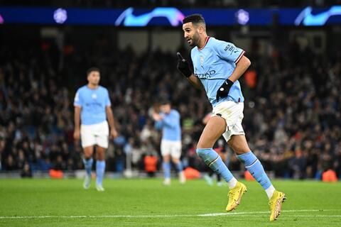 توقيت مباراة مان سيتي وليدز يونايتد في الدوري الإنجليزي والقنوات الناقلة