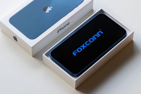 Foxconn reports drop in sales