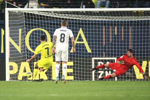 فياريال يلحق بـ ريال مدريد خسارته الثانية في الدوري الإسباني
