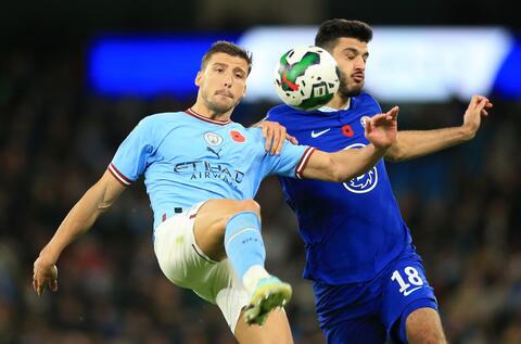 توقيت مباراة مان سيتي وتشيلسي في الدوري الإنجليزي والقنوات الناقلة