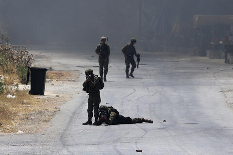 Israel arrests 15 West Bank Palestinians