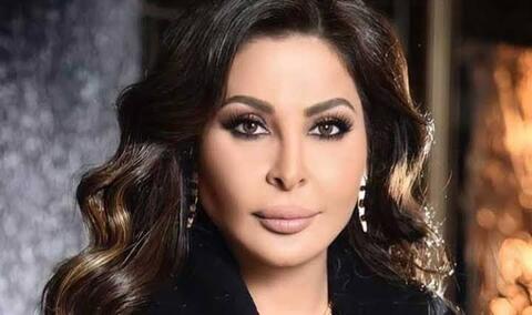 إليسا تخضع للجراحة و تنوه: (لا داعي للذعر!)