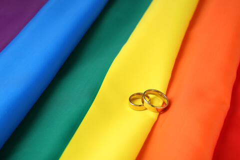1st public gay marriage in Yemen draws rage
