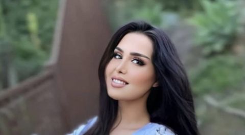 هند القحطاني تعود بالذاكرة للوراء.. وتتهم المعلمات والطالبات بـ