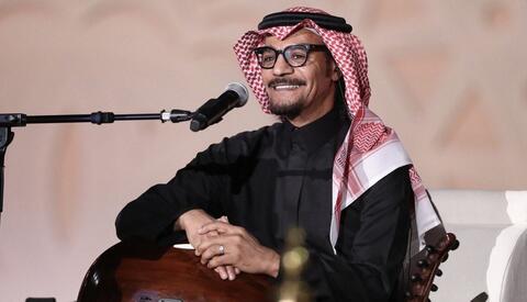 رابح صقر يرغب في تبني رضيعة ناجية من زلزال سوريا