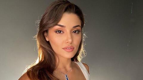 هاندا ارتشيل تتعرض لموقف محرج بسبب حبيبها.. صحافي يصفه بـ 