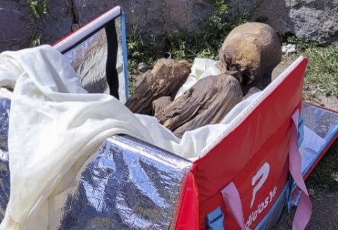 Mummified corpse found in food bag in Peru