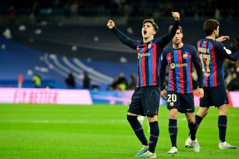 توقيت مباراة برشلونة وفالنسيا في الدوري الإسباني والقنوات الناقلة
