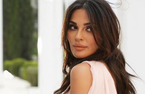 نادين نسيب نجيم تحتفل بيوم المرأة العالمي بطريقتها الخاصة