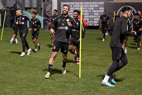 تشكيلة الشباب المحتملة أمام الهلال اليوم في الدوري السعودي 22-23