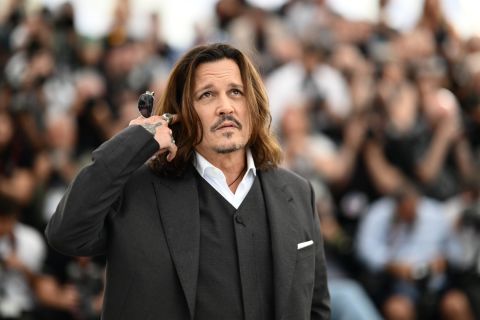 Johnny Depp slammed for his rotten teeth