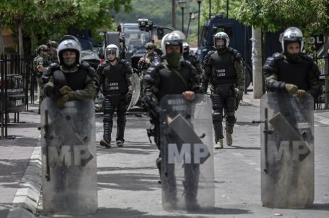 NATO sends more forces to Kosovo