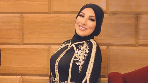 نداء شرارة تصاب بكسر في القدم: (بالرغم من الألم ما غابت الابتسامة)