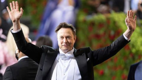 Elon Musk continues to surprise His followers on Twitter with new decisions