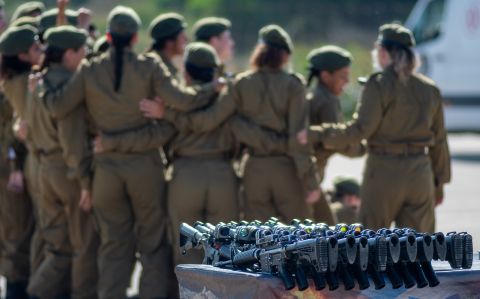 الجيش الإسرائيلي يقر بتعرض احدى قواعده العسكرية للسرقة