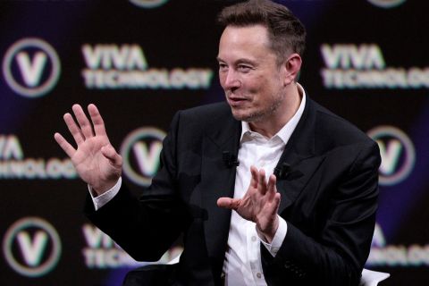 Musk officially rebrands Twitter to 