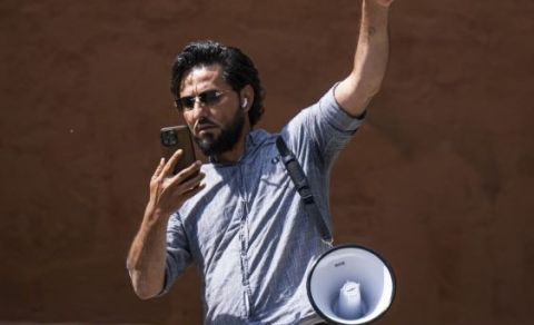  من هو المصري الذي دنس القرآن وسكب الخمر عليه؟