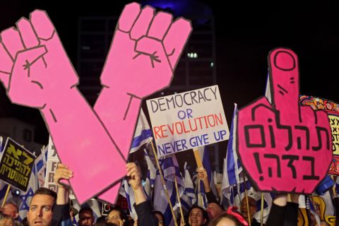 Massive protests in Israel against judicial amendments continue