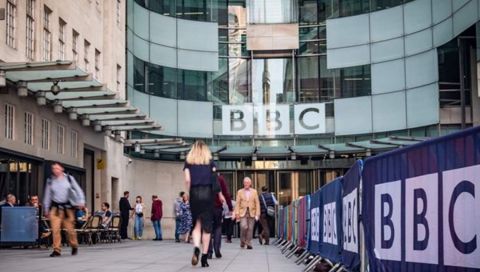 فضيحة جنسية  تهز شبكة BBC