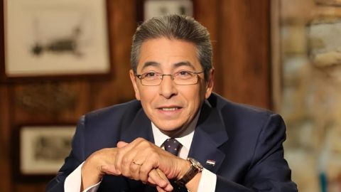 محمود سعد يكشف حقيقة قصة أكل لحم الحمير (فيديو)