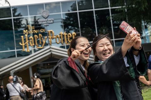 Everyone is Harry Potter! Germany sets world record