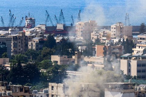 لبنان: تجدد الإشتباكات في مخيم 