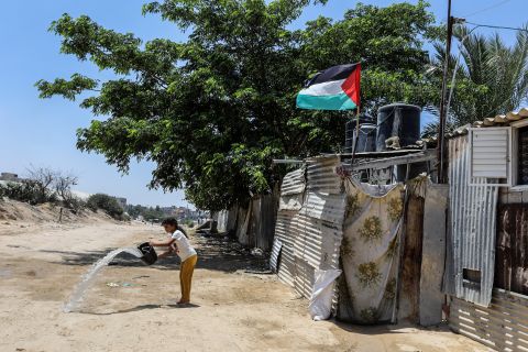 UN resumes work in Lebanon's Palestinian Camp amid clashes
