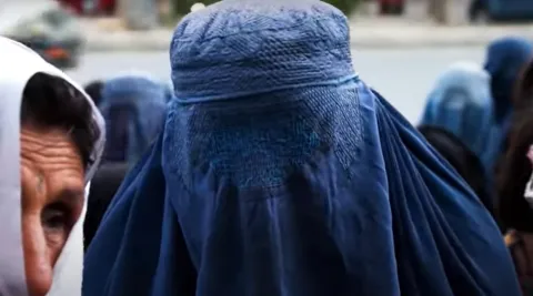 ما علاقة 