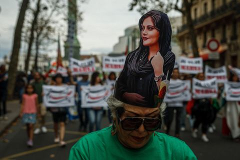 ايران تعلن احباط محاولة لاغتيال والد مهسا اميني تزامنا مع ذكراها السنوية