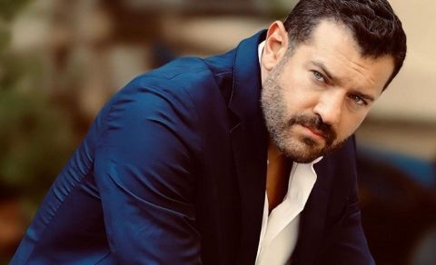 عمرو يوسف يدعم الشعب الفلسطيني