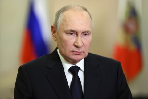 Putin's health questioned after mystery dark blotch on his head
